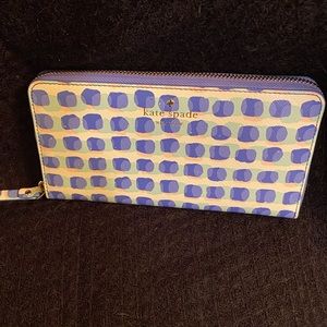 Kate Spade zip around wallet. Brand new.